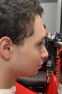 Michael H., mobile hairstylist/mobile barber at Plantation