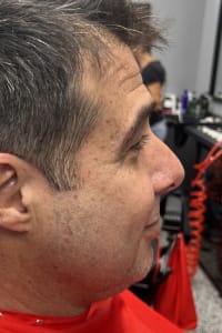 Michael H., mobile hairstylist/mobile barber at Plantation