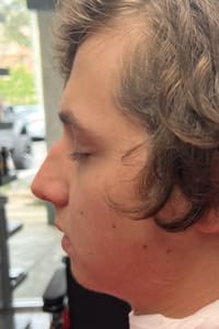 Michael H., mobile hairstylist/mobile barber at Plantation