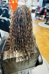 Nefertiti B., mobile hairstylist/mobile barber at Sandy Springs