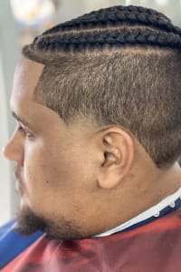 Carl B., mobile hairstylist/mobile barber at Orlando