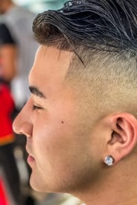 Carl B., mobile hairstylist/mobile barber at Orlando