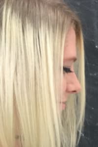 Shannon W., mobile hairstylist/mobile barber at Lake Worth Beach