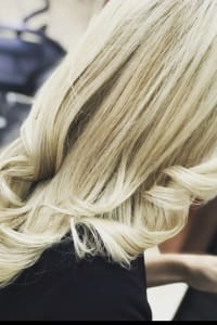 Shannon W., mobile hairstylist/mobile barber at Lake Worth Beach
