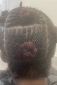 Chinoah K., mobile hairstylist/mobile barber at Tallahassee