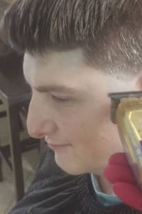 Abraham D., mobile hairstylist/mobile barber at Tampa