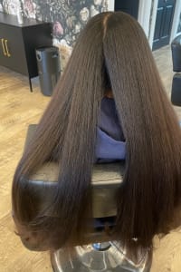 Alicia C., mobile hairstylist/mobile barber at Newark