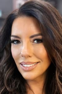 Ipek G., mobile hairstylist/mobile barber at Boca Raton