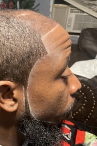 Kelvin S., mobile hairstylist/mobile barber at Lamont