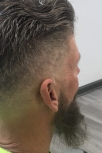 Leslie H., mobile hairstylist/mobile barber at Farmington
