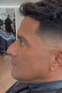 Yessenia C., mobile hairstylist/mobile barber at Deer Park