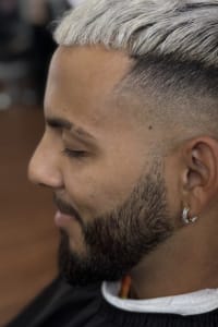 Yessenia C., mobile hairstylist/mobile barber at Deer Park