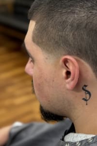 Bryan C., mobile hairstylist/mobile barber at Tempe