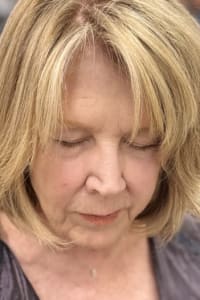 Julie O., mobile hairstylist/mobile barber at Fort Lauderdale