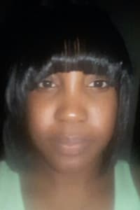 Danisha Z., mobile hairstylist/mobile barber at St. Petersburg