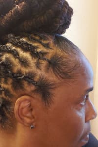 Tara D., mobile hairstylist/mobile barber at Houston