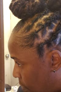 Tara D., mobile hairstylist/mobile barber at Houston