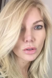 Shavondra D., mobile hairstylist/mobile barber at Houston