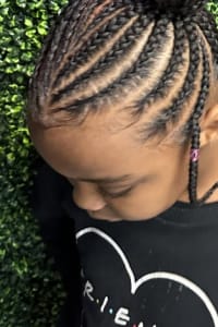 Celena W., mobile hairstylist/mobile barber at Dacula