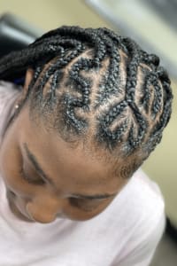 Celena W., mobile hairstylist/mobile barber at Dacula