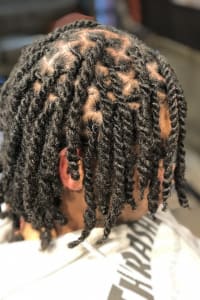 Alexus W., mobile hairstylist/mobile barber at Union City