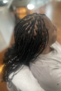Alexus W., mobile hairstylist/mobile barber at Union City