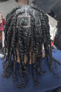 Jessica D., mobile hairstylist/mobile barber at Bronx