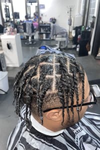 Jessica D., mobile hairstylist/mobile barber at Bronx