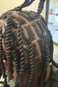 Alaana P., mobile hairstylist/mobile barber at Arlington