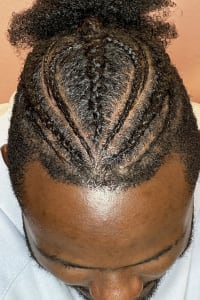 Alaana P., mobile hairstylist/mobile barber at Arlington