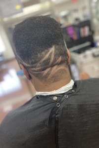 Stanley R., mobile hairstylist/mobile barber at Riverview