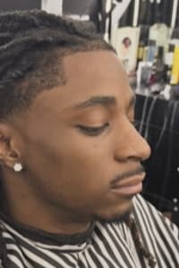Melvin A., mobile hairstylist/mobile barber at Houston