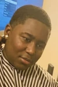 Melvin A., mobile hairstylist/mobile barber at Houston