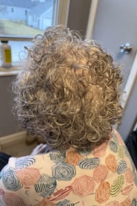 Mary N., mobile hairstylist/mobile barber at Chicago