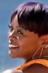 Lashante F., mobile hairstylist/mobile barber at Elk Grove