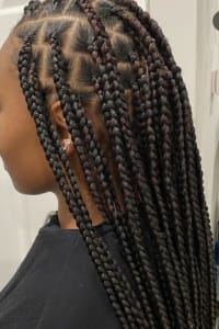 Shakaira  A., mobile hairstylist/mobile barber at Philadelphia