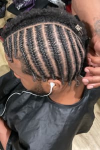 Shakaira  A., mobile hairstylist/mobile barber at Philadelphia