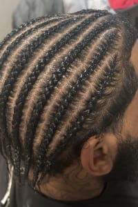 Shakaira  A., mobile hairstylist/mobile barber at Philadelphia