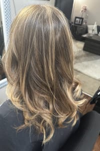 Paula G., mobile hairstylist/mobile barber at Suwanee