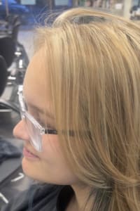 Marjorie D., mobile hairstylist/mobile barber at Manassas