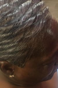 Lakeshia R., mobile hairstylist/mobile barber at Charlotte