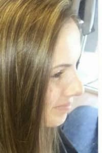 Lindsay R., mobile hairstylist/mobile barber at McDonough