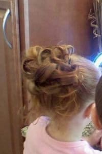 Lindsay R., mobile hairstylist/mobile barber at McDonough