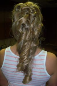 Lindsay R., mobile hairstylist/mobile barber at McDonough
