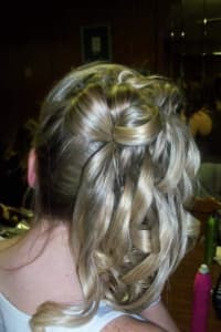 Lindsay R., mobile hairstylist/mobile barber at McDonough