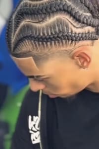 Christian  N., mobile hairstylist/mobile barber at Boca Raton
