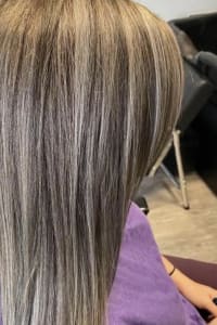 Amanda M., mobile hairstylist/mobile barber at Fort Worth