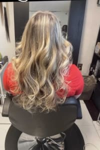 Miluska B., mobile hairstylist/mobile barber at Miami