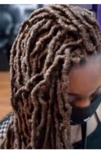 Donna B., mobile hairstylist/mobile barber at Stockbridge