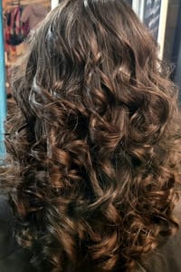 Kindra T., mobile hairstylist/mobile barber at Argyle